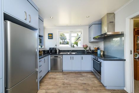 Photo of property in 5 Antrim Place, Hokowhitu, Palmerston North, 4410