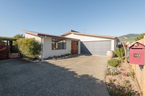 Photo of property in 30 Allport Place, Stoke, Nelson, 7011