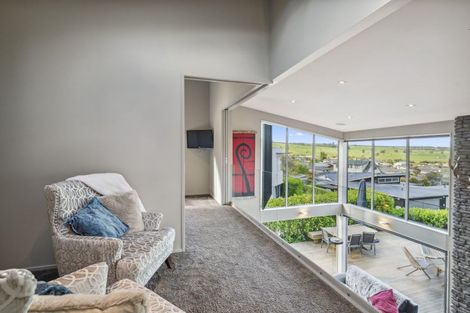 Photo of property in 1/10 Krissell Place, Acacia Bay, Taupo, 3330