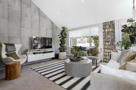 Photo of property in 3/40 Kowhai Road, Campbells Bay, Auckland, 0630