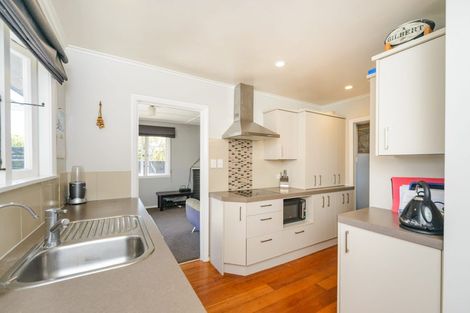 Photo of property in 921 Upper Main Street, Roslyn, Palmerston North, 4414