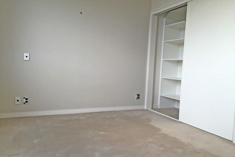 Photo of property in Halsey Apartments At Lighter Quay, 412/77 Halsey Street, Auckland Central, Auckland, 1010