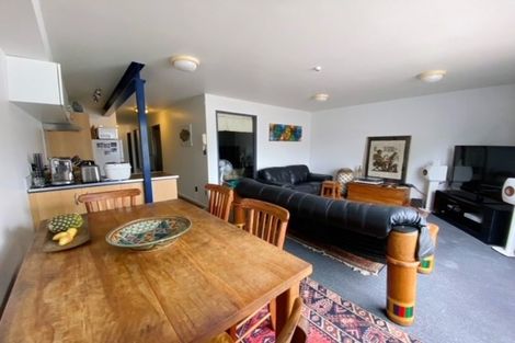 Photo of property in 3/2 Atarangi Road, Greenlane, Auckland, 1051