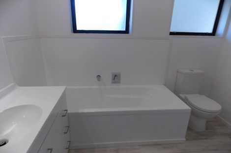 Photo of property in 64 Golders Road, Elderslea, Upper Hutt, 5018