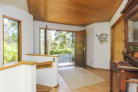 Photo of property in 30 Cochran Road, Oratia, Auckland, 0604