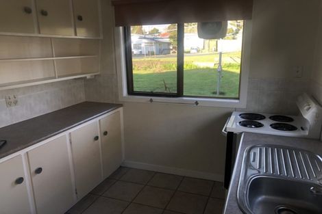 Photo of property in 1/18 Mcleod Road, Henderson, Auckland, 0612