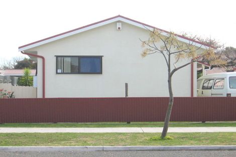 Photo of property in 1420 Caroline Road, Mayfair, Hastings, 4122