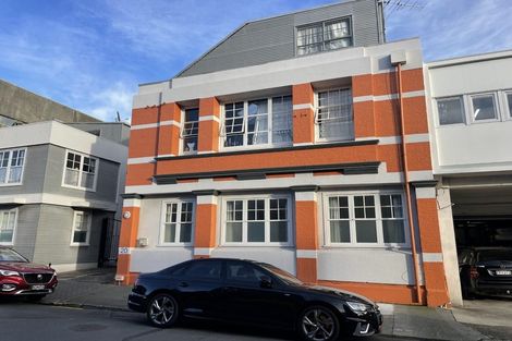 Photo of property in Hopper Street Apartments, 13/20 Hopper Street, Mount Cook, Wellington, 6011
