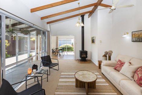 Photo of property in 55 Landsdowne Terrace, Cashmere, Christchurch, 8022