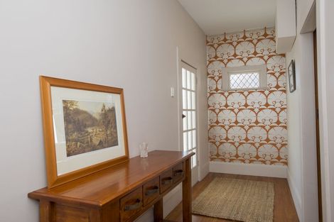 Photo of property in 12 Hinaki Street, Inner Kaiti, Gisborne, 4010