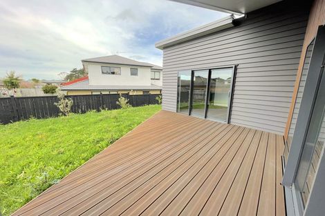 Photo of property in 10 Patrick Rice Drive, Swanson, Auckland, 0614