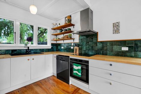 Photo of property in 21 Gaine Street, New Plymouth, 4310