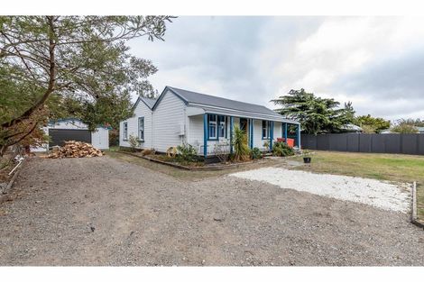 Photo of property in 6 Osborne Road, Amberley, 7410