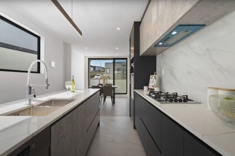 Photo of property in 39 Waihou Crescent, Albany Heights, Auckland, 0632