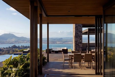 Photo of property in 108 Highland Drive, Acacia Bay, Taupo, 3385