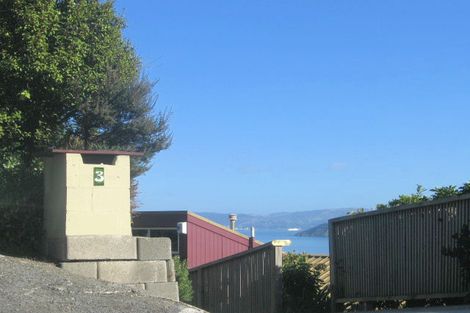 Photo of property in 3 Latham Road, York Bay, Lower Hutt, 5013