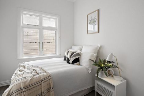 Photo of property in 20 Kenwyn Terrace, Newtown, Wellington, 6021