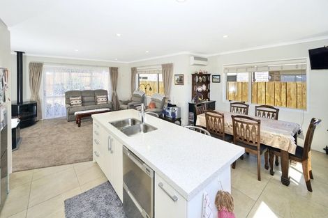 Photo of property in 10 Cannell Farm Drive, Te Puke, 3119