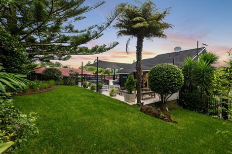 Photo of property in 3 Sandiacre Way, Browns Bay, Auckland, 0630