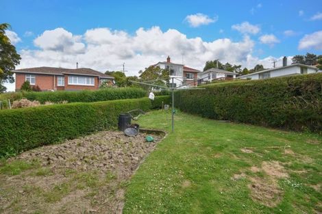 Photo of property in 27 Glenross Street, Glenross, Dunedin, 9011