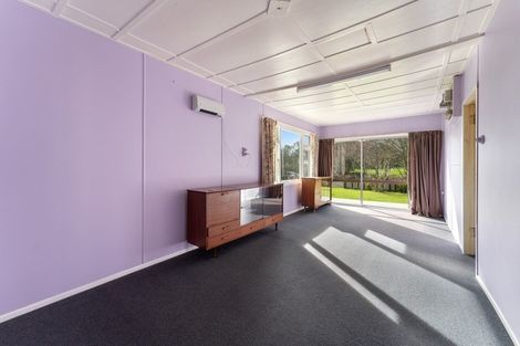 Photo of property in 8 Pungarehu Road, Pungarehu, Opunake, 4685