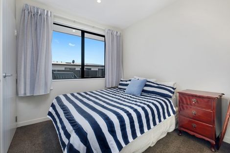 Photo of property in 50 Sherwin Avenue, Albert Town, Wanaka, 9305