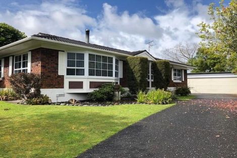 Photo of property in 11 Polandson Place, Opaheke, Papakura, 2113