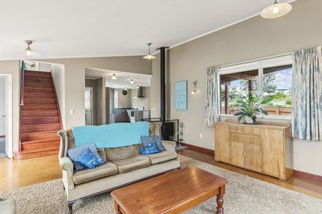 Photo of property in 1 Frances Street, Waikanae Beach, Waikanae, 5036