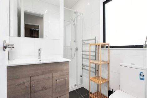 Photo of property in 152c Colwill Road, Massey, Auckland, 0614