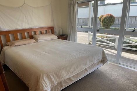 Photo of property in 16 Monument Road, Clevedon, Papakura, 2582