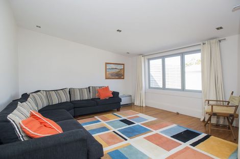 Photo of property in 12 Hinaki Street, Inner Kaiti, Gisborne, 4010