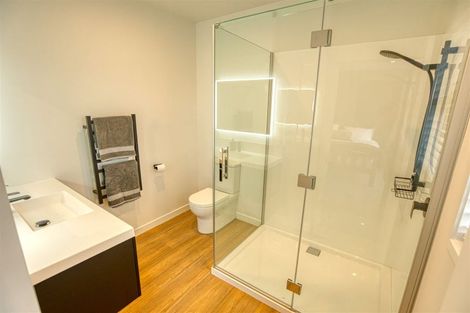 Photo of property in 1 Koe Street, Moana, 7872