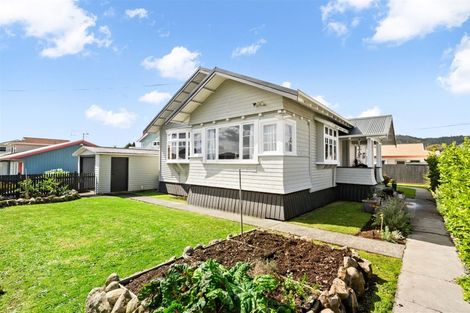 Photo of property in 16 Zealandia Street, Kensington, Whangarei, 0112