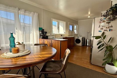 Photo of property in 31 Masefield Avenue, Maraenui, Napier, 4110