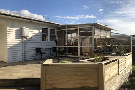 Photo of property in 21 Bledisloe Street, Levin, 5510