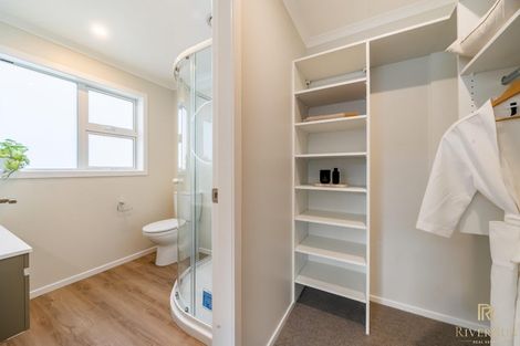 Photo of property in 70b Heretaunga Square, Silverstream, Upper Hutt, 5019