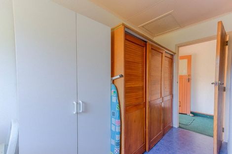 Photo of property in 18 Hunia Street, Marton, 4710