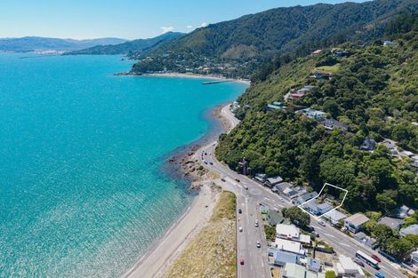 Photo of property in 71 Muritai Road, Eastbourne, Lower Hutt, 5013