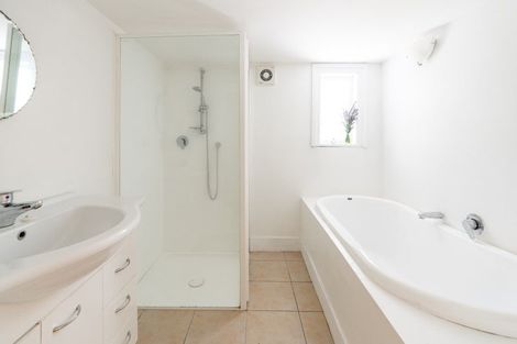 Photo of property in 36 Aro Street, Aro Valley, Wellington, 6021