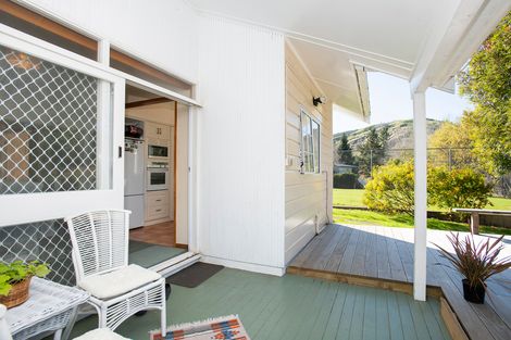 Photo of property in 49 Island Road, Whataupoko, Gisborne, 4010