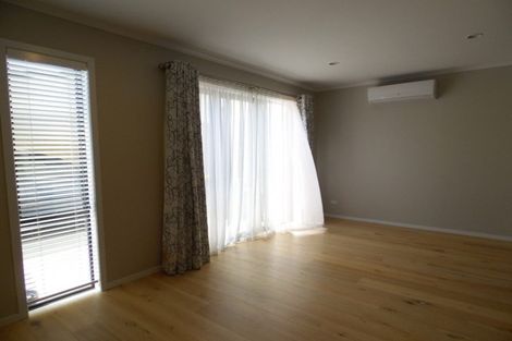 Photo of property in 213 Hobsonville Point Road, Hobsonville, Auckland, 0616