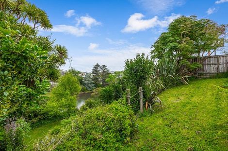 Photo of property in 10 Macpherson Street, Meadowbank, Auckland, 1072