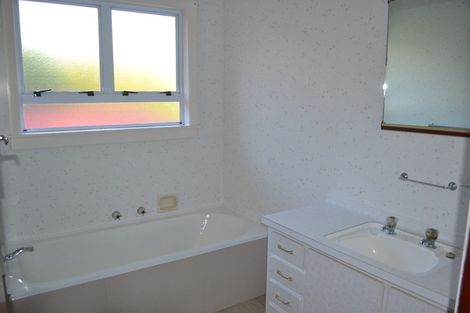 Photo of property in 31 Lawry Street, Blagdon, New Plymouth, 4310