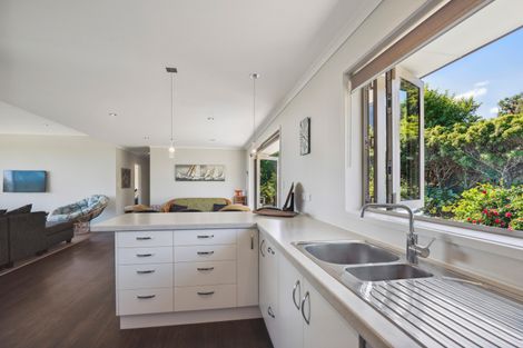 Photo of property in 136 Ti Point Road, Ti Point, Leigh, 0985