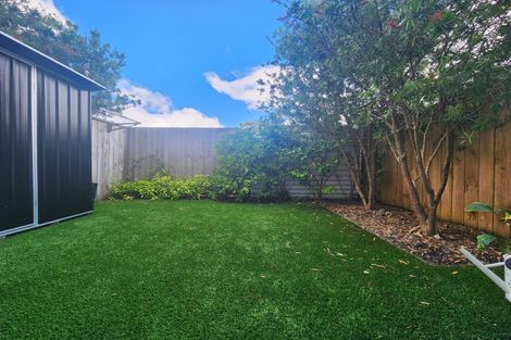 Photo of property in 52d Vodanovich Road, Te Atatu South, Auckland, 0610