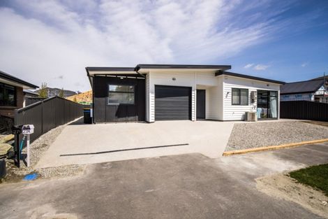 Photo of property in 27 Cumberland Road, Lower Shotover, Queenstown, 9304