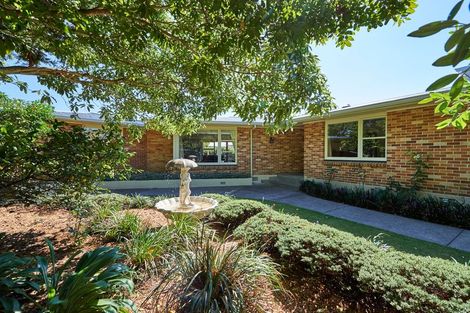 Photo of property in 39 Saint Albans Avenue, Hokowhitu, Palmerston North, 4410