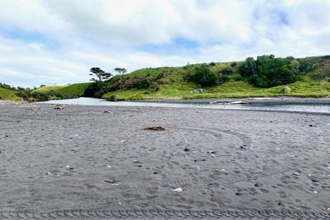 Photo of property in 451g Lwr Pitone Road, Pitone, New Plymouth, 4374