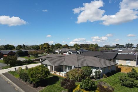 Photo of property in 2 Henry Bell Close, Leamington, Cambridge, 3432