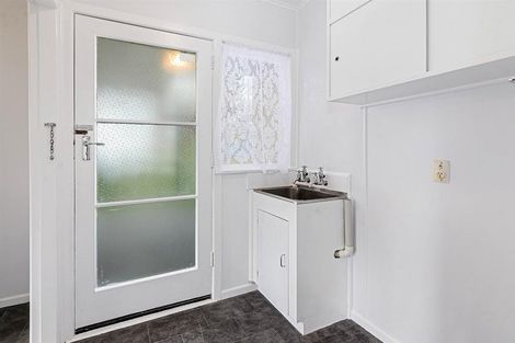 Photo of property in 6 Delphi Place, Sunnybrook, Rotorua, 3015